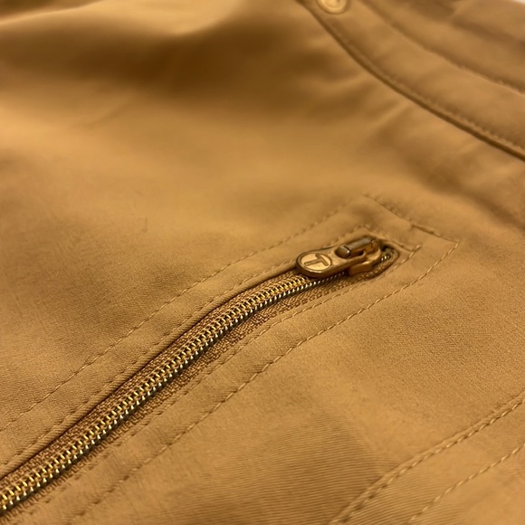 Tail Tech Performance khaki athletic shorts - Picture 6 of 13